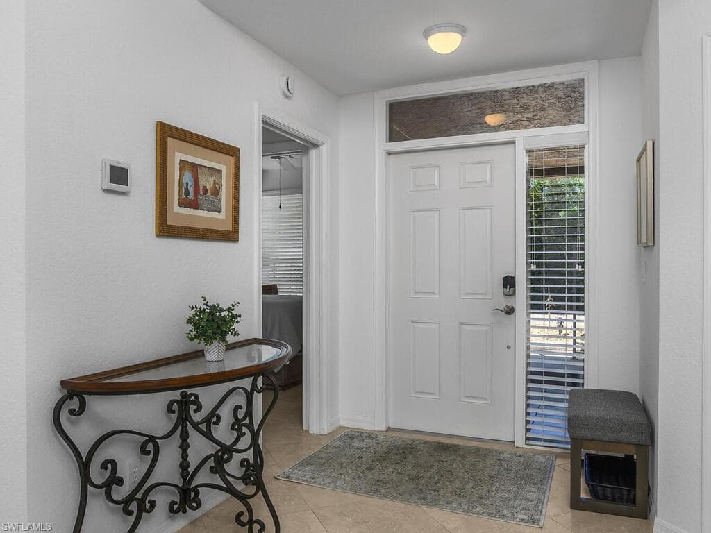 3940 Windward Passage CIR 102-6
