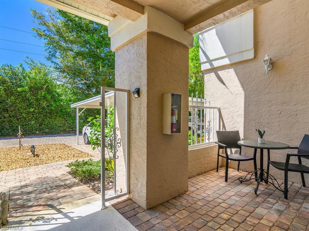 3940 Windward Passage CIR 102-4