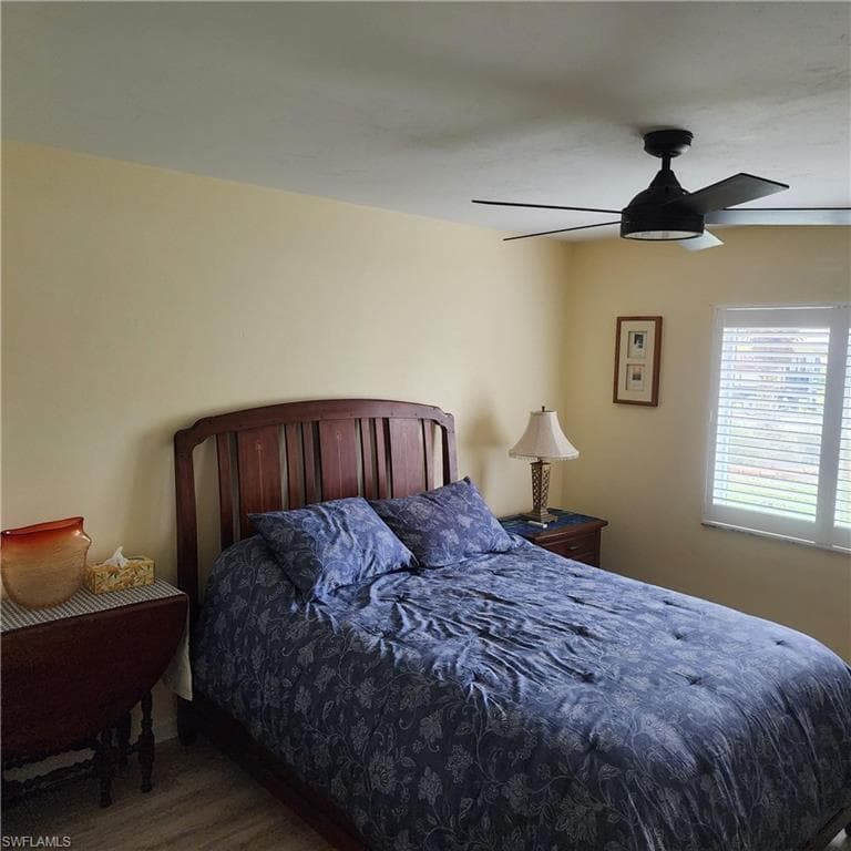 188 Willoughby DR-12