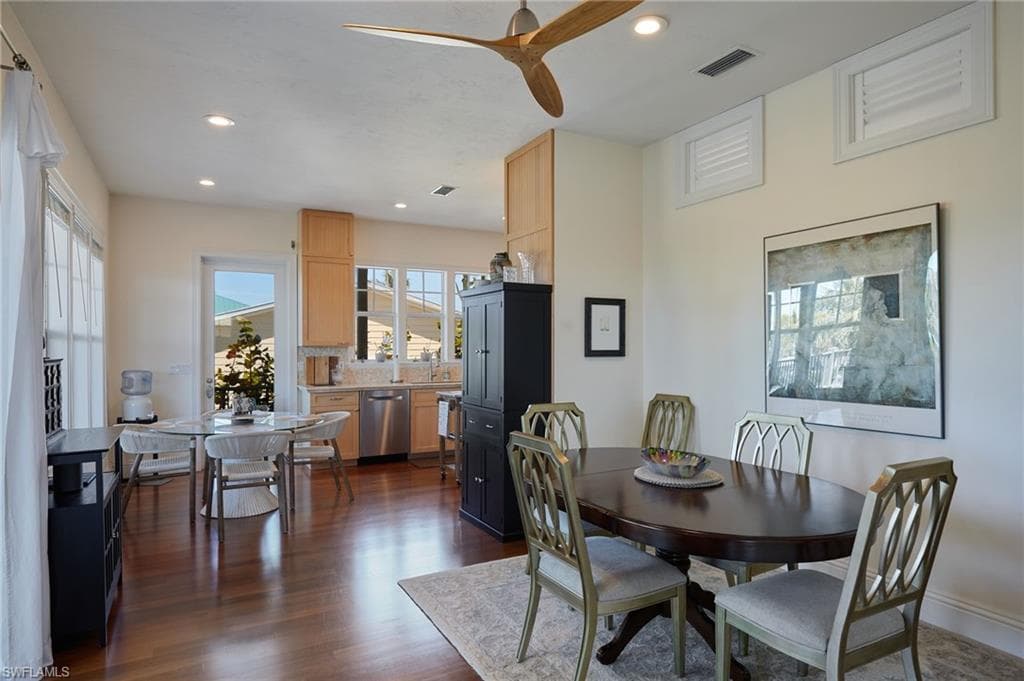 16247 Boyce DR-22