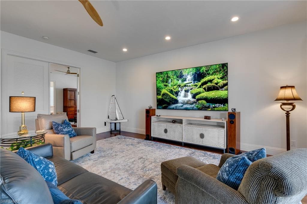 16247 Boyce DR-8