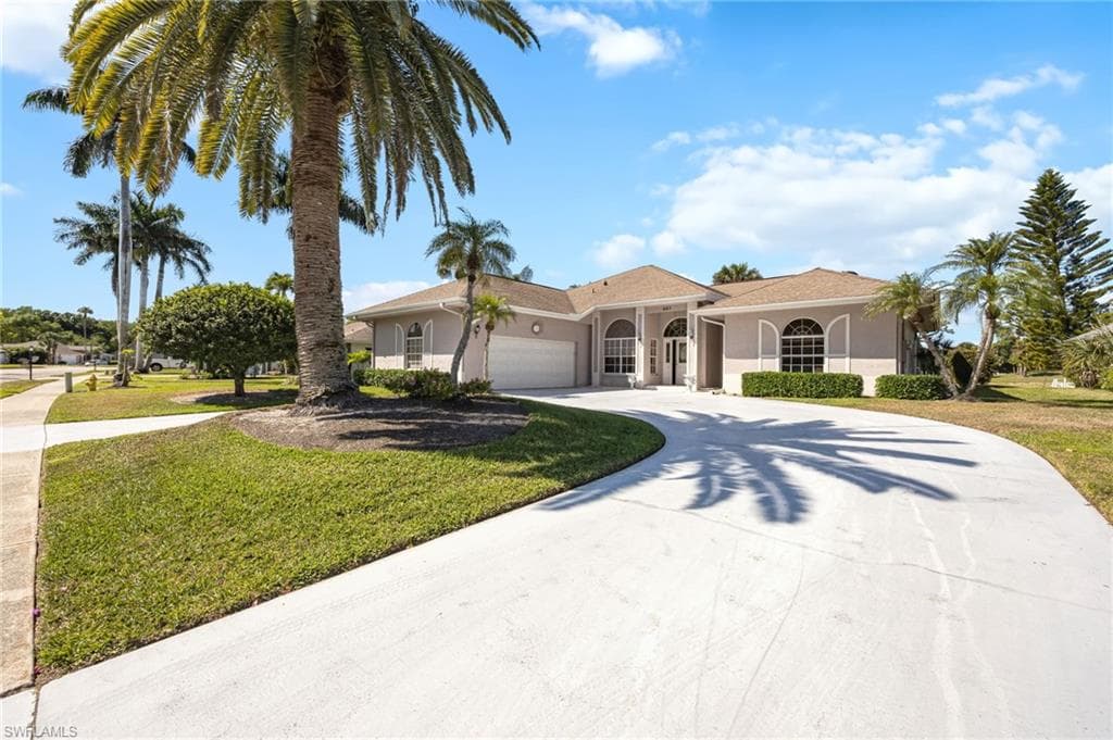 867 Saint Andrews BLVD-4