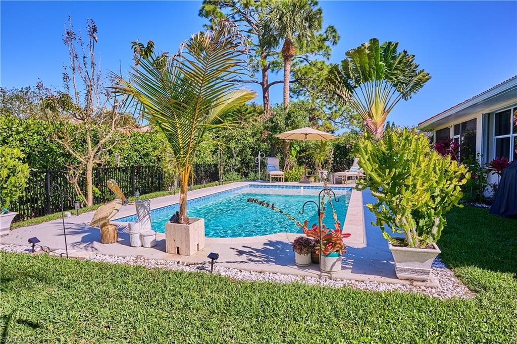 186 Muirfield CIR-2