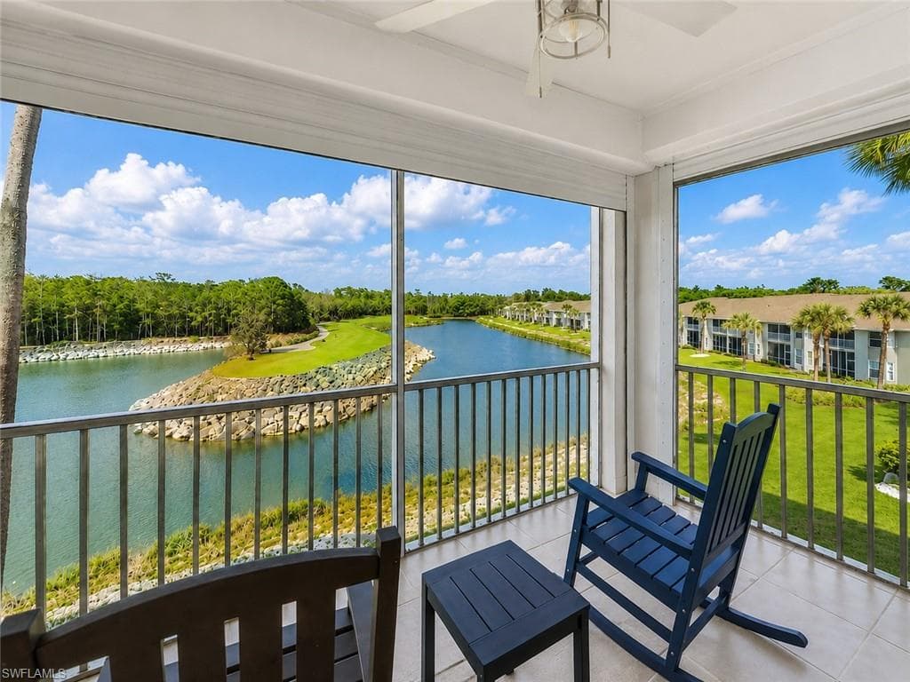 8555 Naples Heritage DR 237-1