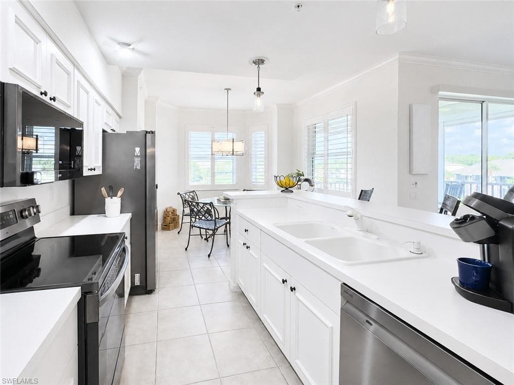 8555 Naples Heritage DR 237-12