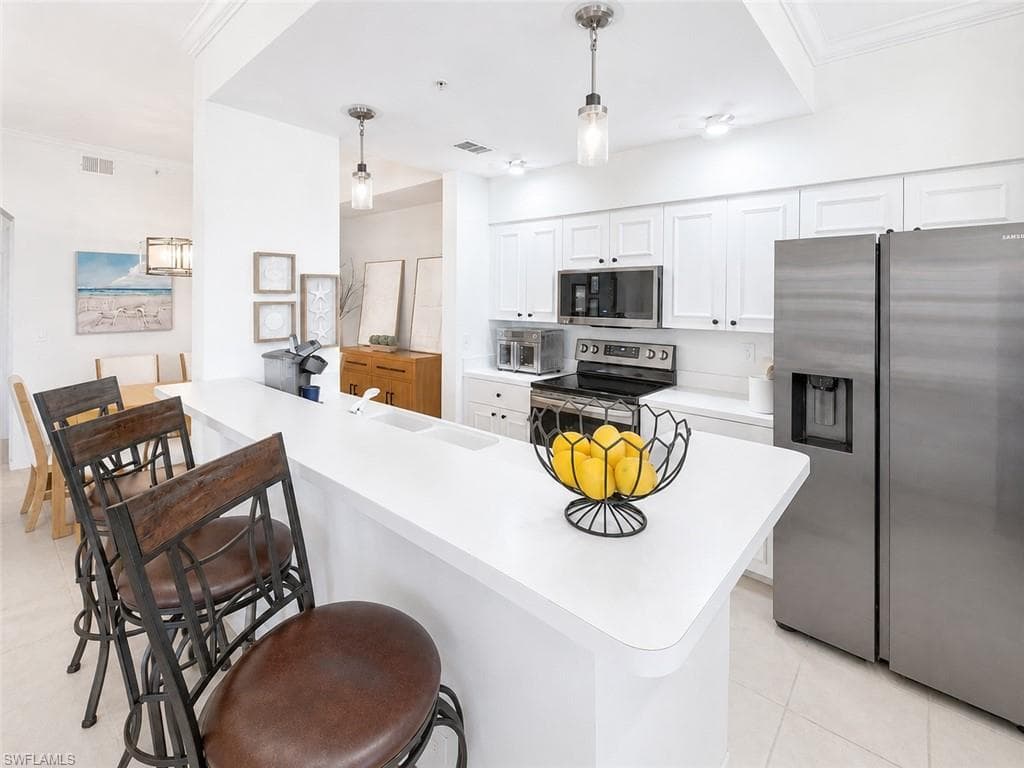 8555 Naples Heritage DR 237-11
