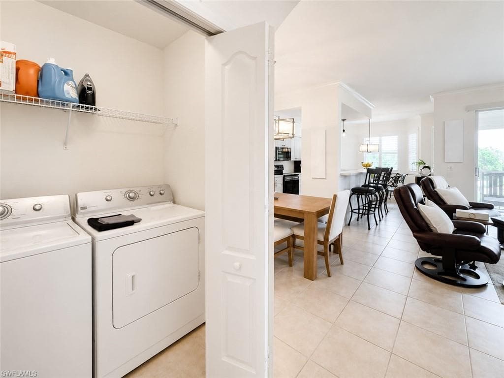 8555 Naples Heritage DR 237-21