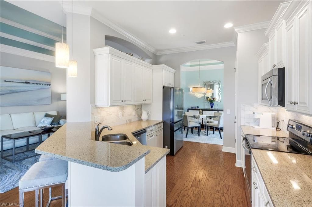 8835 Nautical Landing CIR 201-16