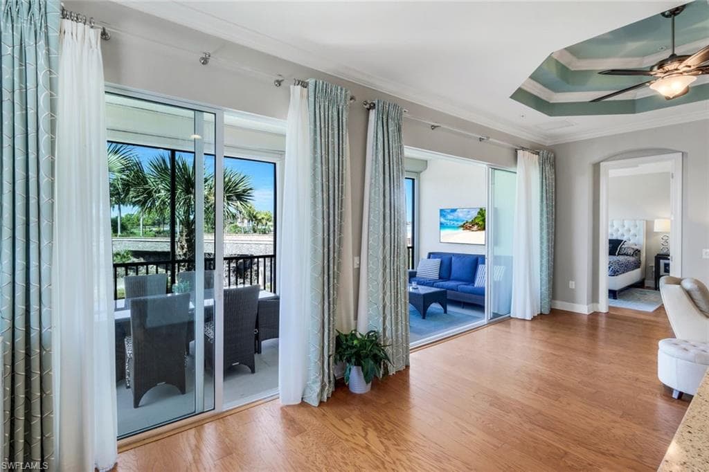 8835 Nautical Landing CIR 201-19