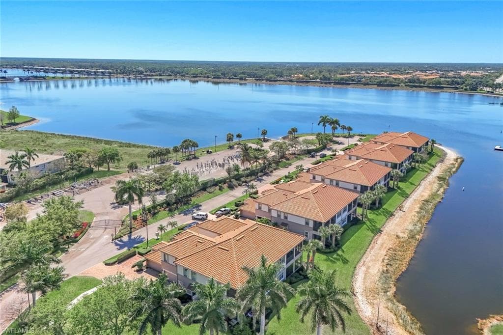 8835 Nautical Landing CIR 201-33