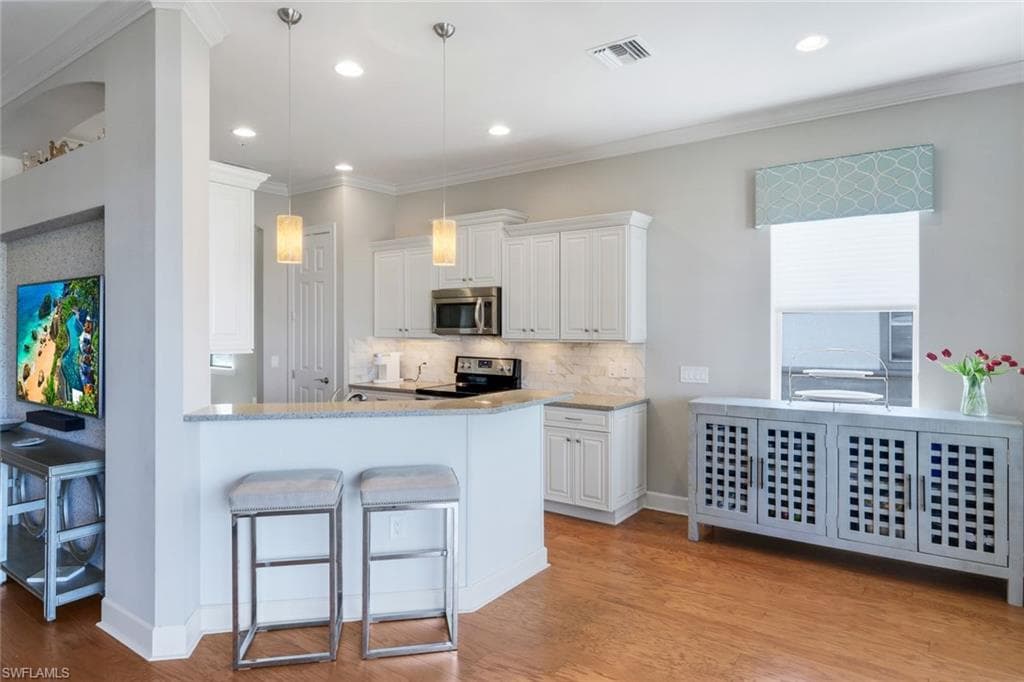 8835 Nautical Landing CIR 201-14