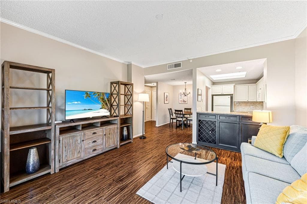 900 Arbor Lake DR 9-101-2