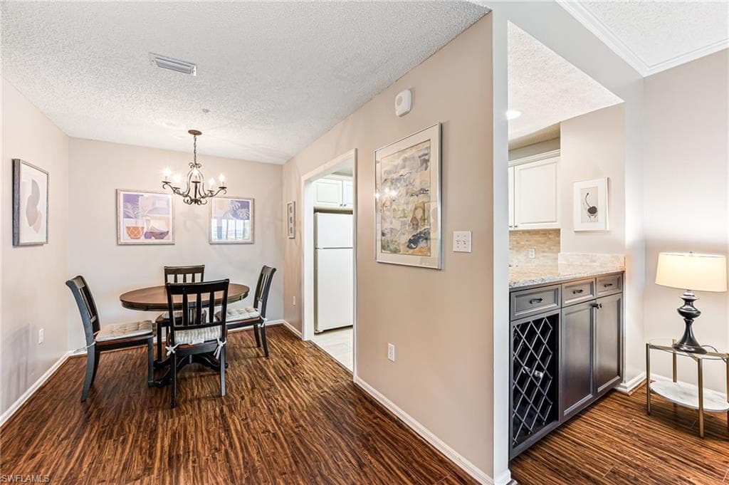 900 Arbor Lake DR 9-101-4