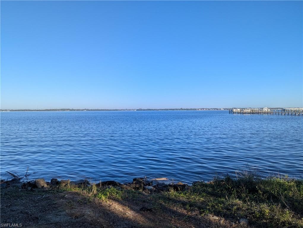 3541-3543 E Riverside DR-3