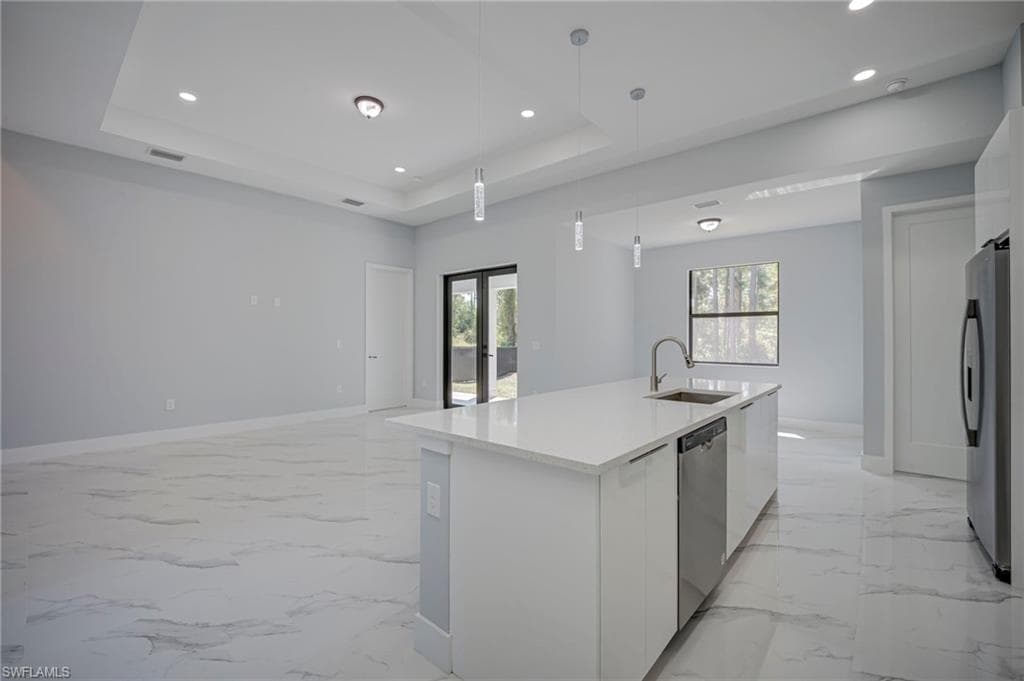 872 Spaulding ST E-11