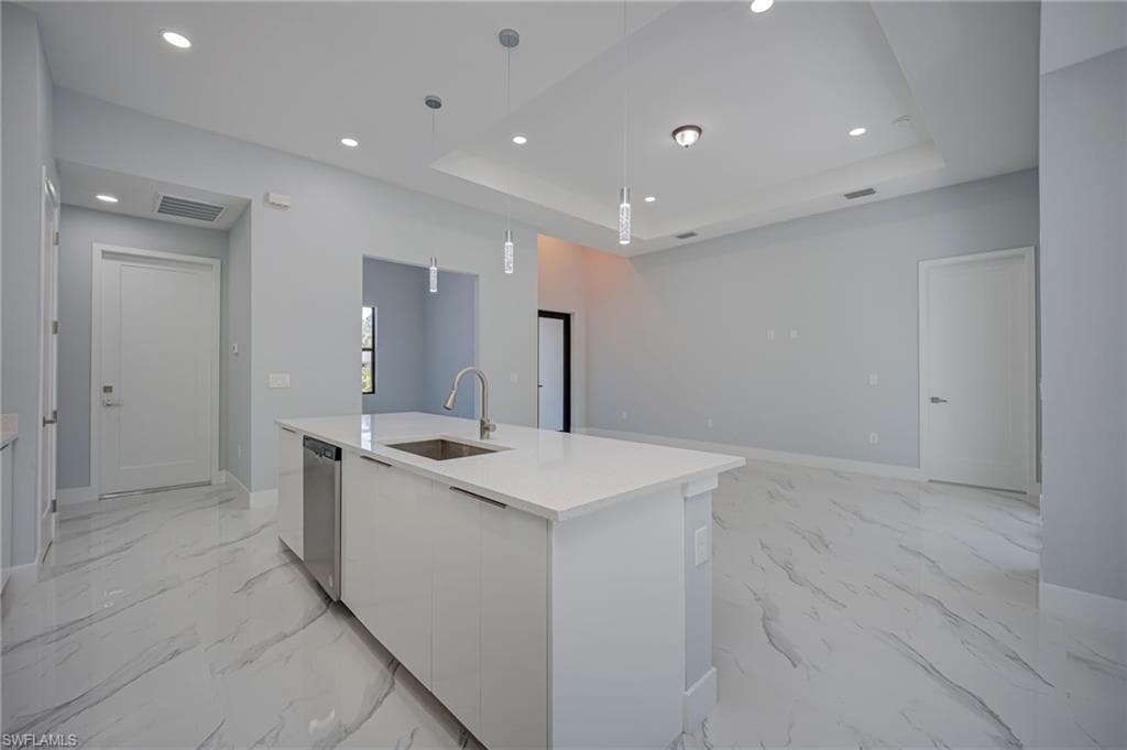872 Spaulding ST E-10