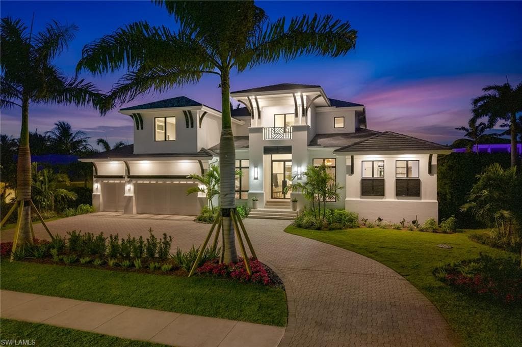 529 Neapolitan WAY-2