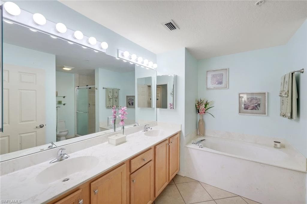 25151 Sandpiper Greens CT 102-25