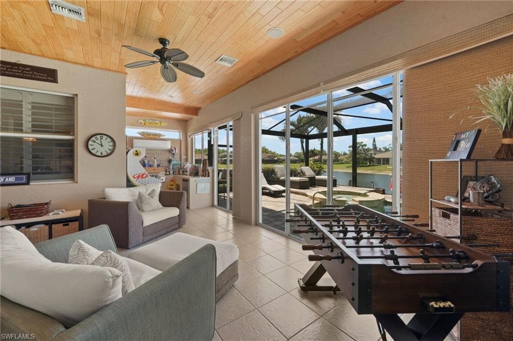 9100 Kings Cove CT-44