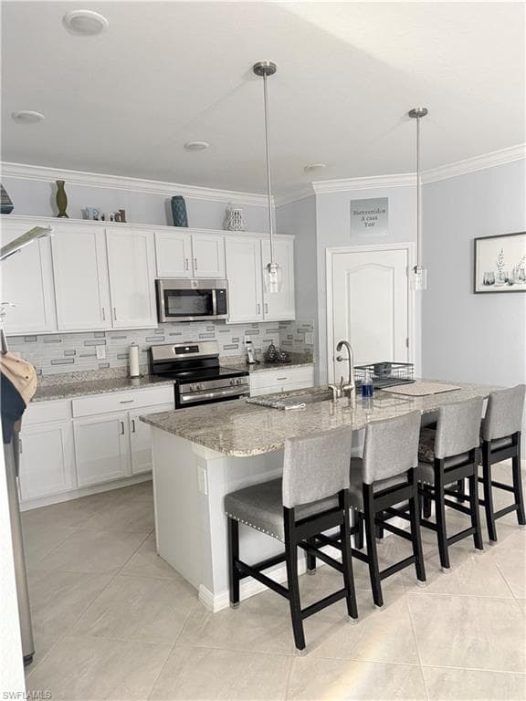 4289 BLUEGRASS DR-6