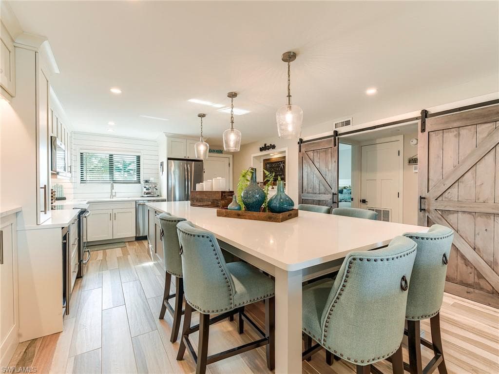 226 3rd ST 215-11