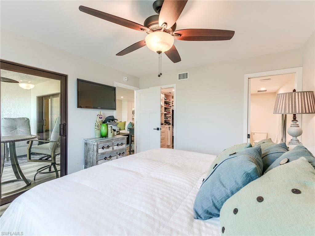 226 3rd ST 215-19