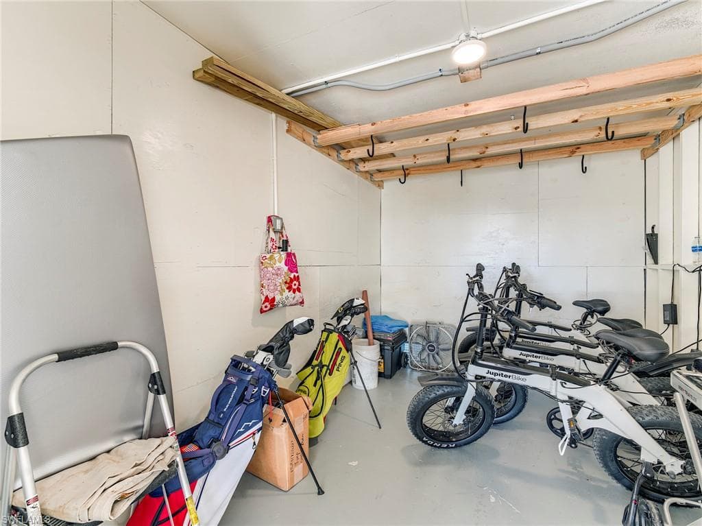 226 3rd ST 215-43
