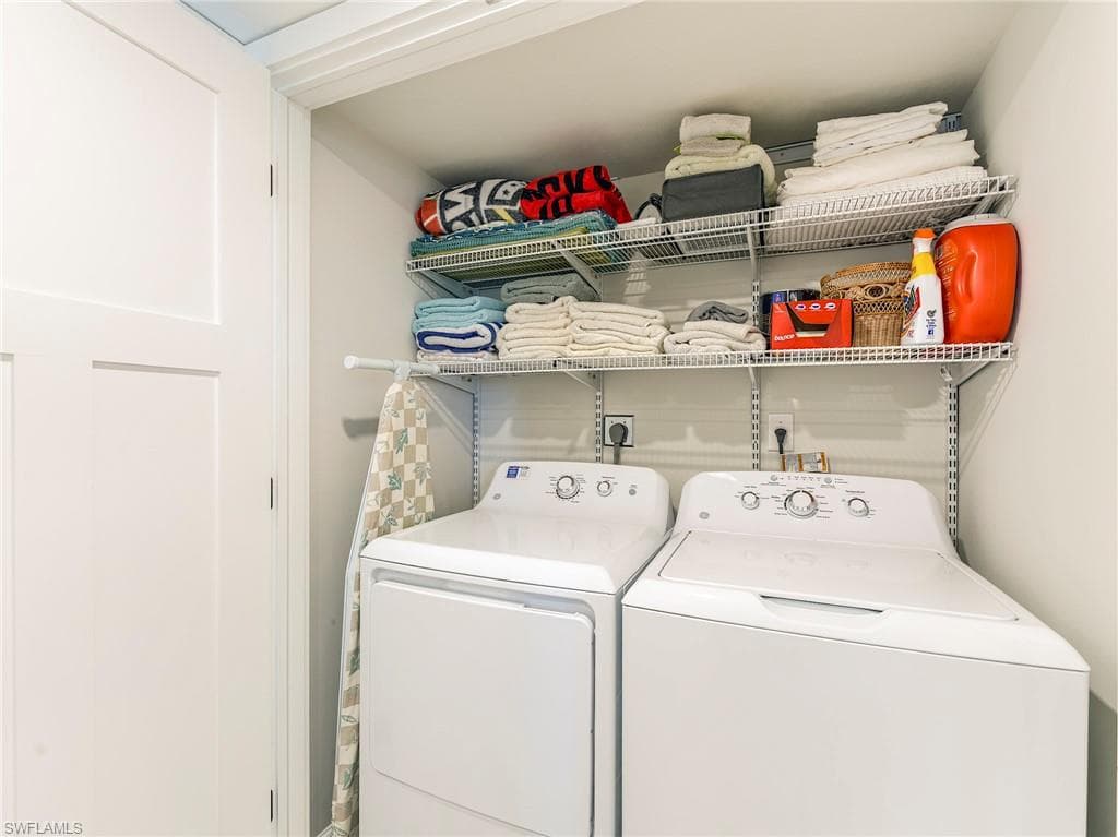 226 3rd ST 215-28