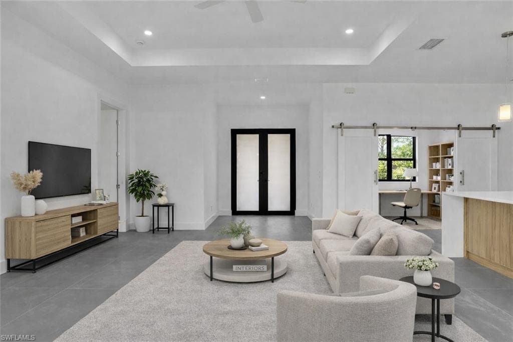 11161 Carnegie AVE-8