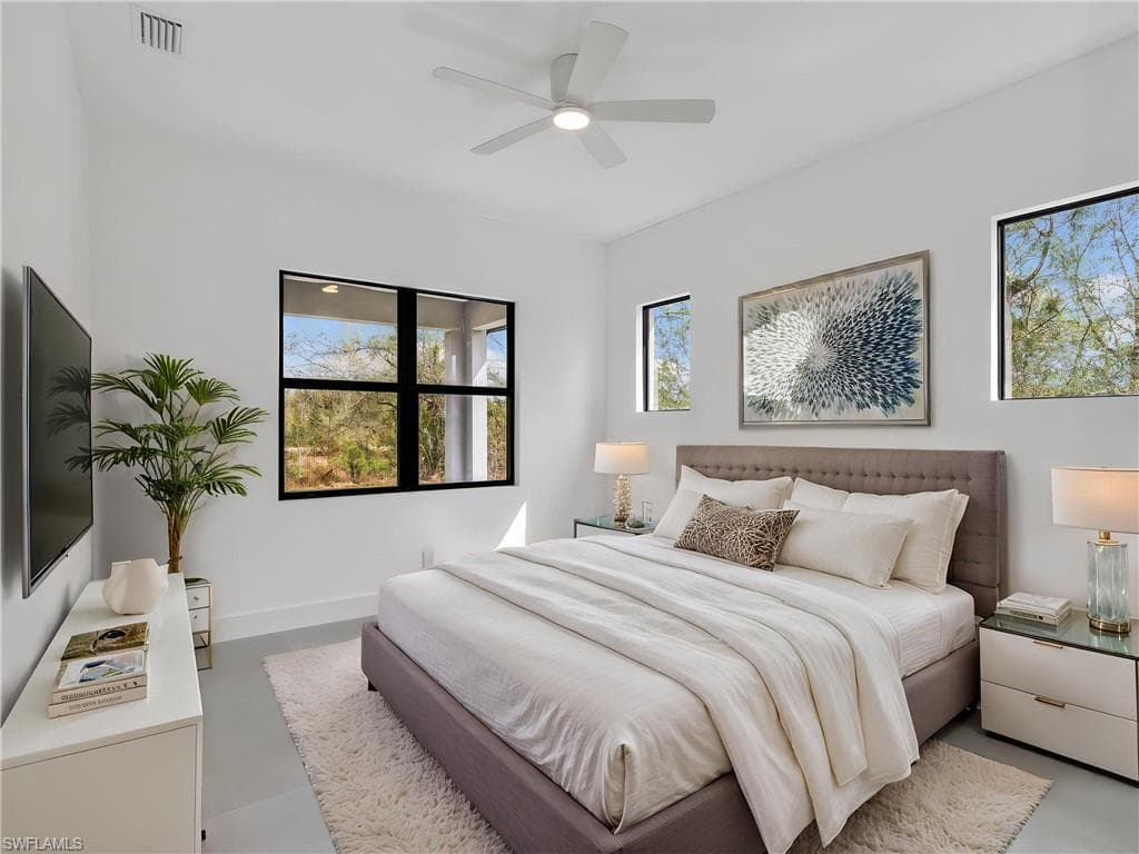 11161 Carnegie AVE-21