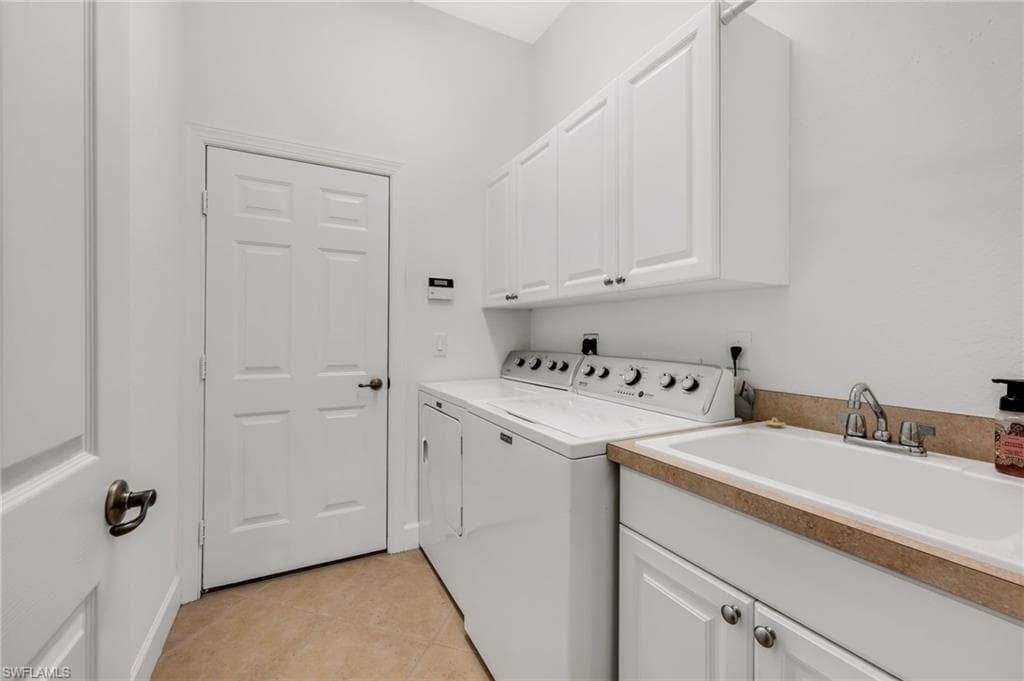 11918 Heather Woods CT-17