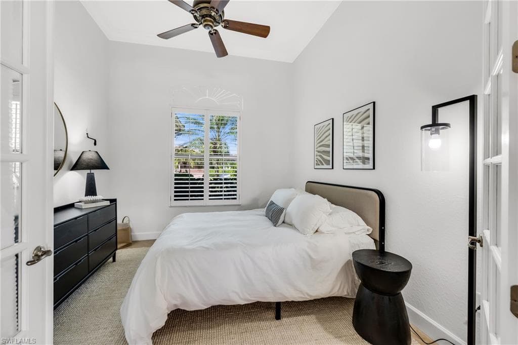 11918 Heather Woods CT-14