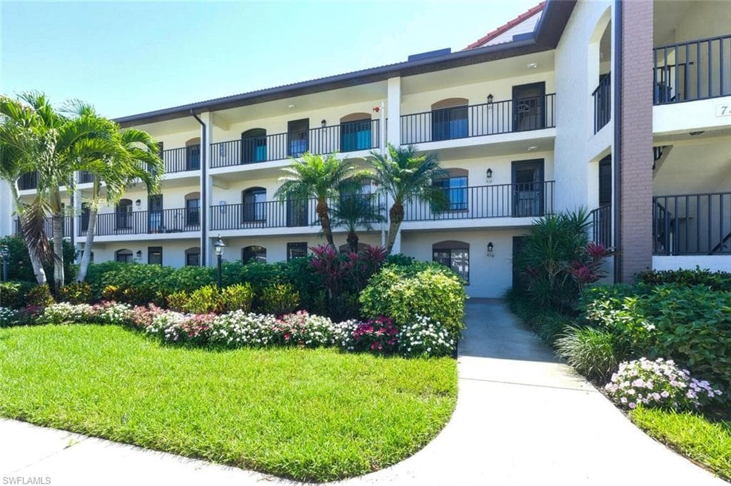 7260 Coventry CT 405-1