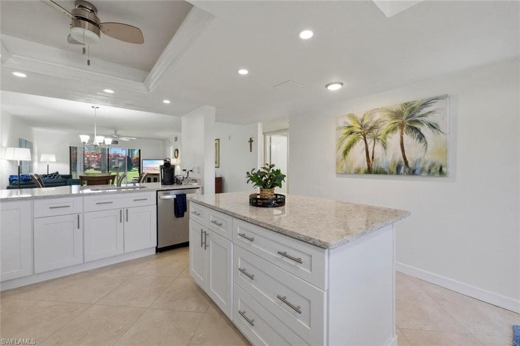 7260 Coventry CT 405-12