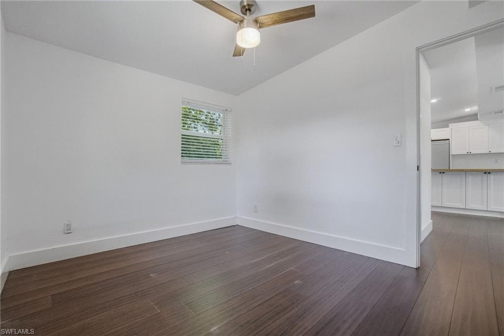 2300 Estey AVE-12