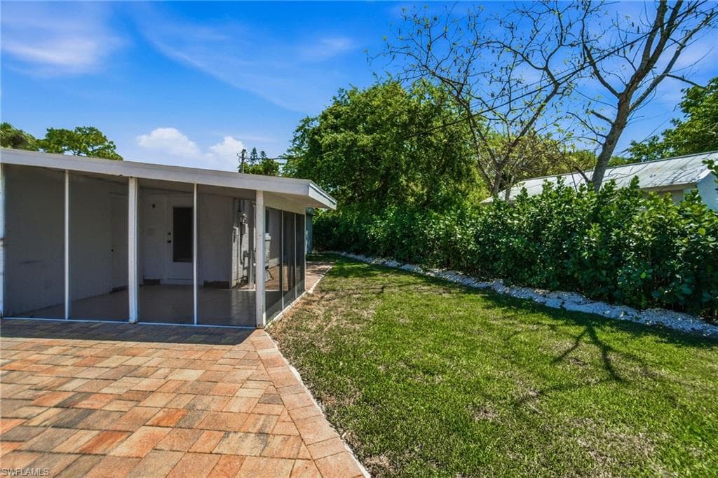2300 Estey AVE-29