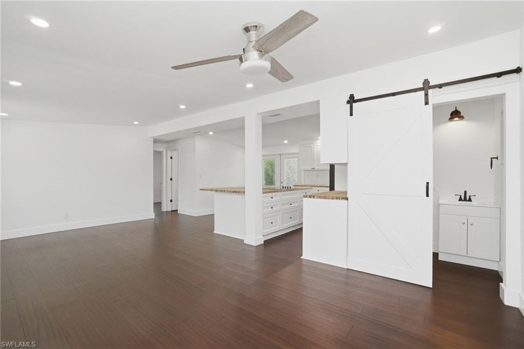 2300 Estey AVE-7