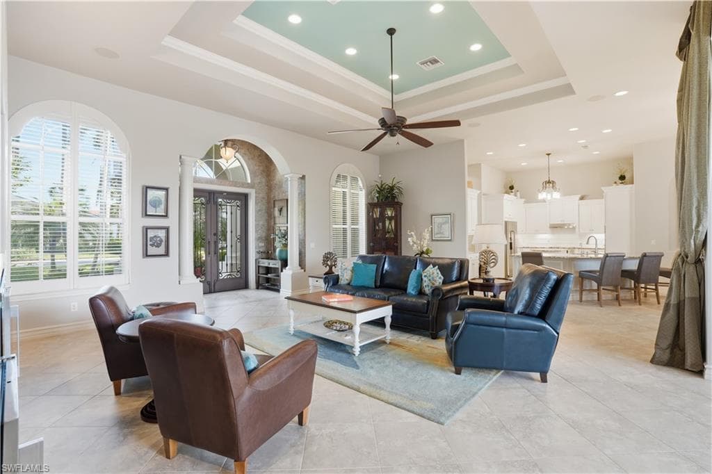 9450 Monteverdi WAY-2