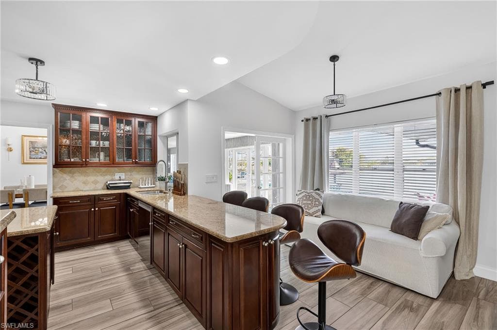 29 SE 10th AVE-15