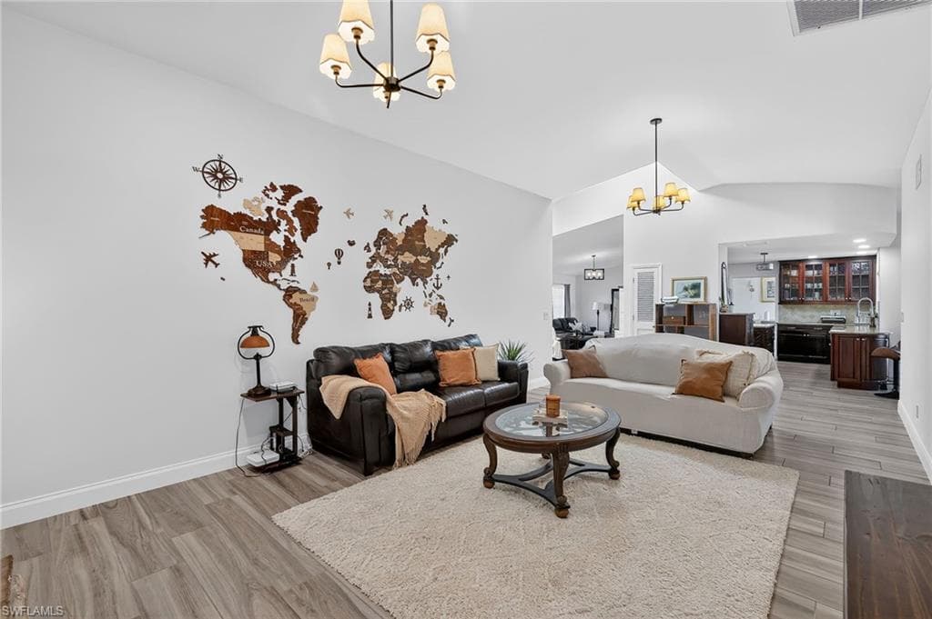 29 SE 10th AVE-9