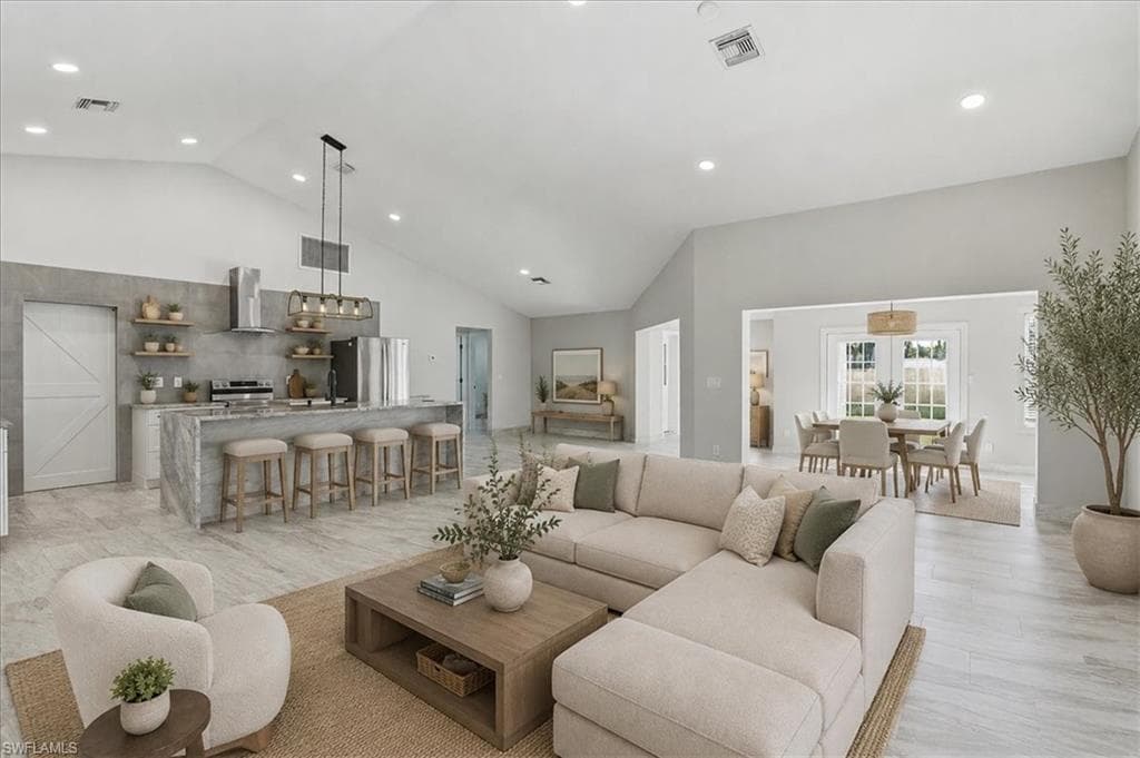 10225 Boca CIR-3