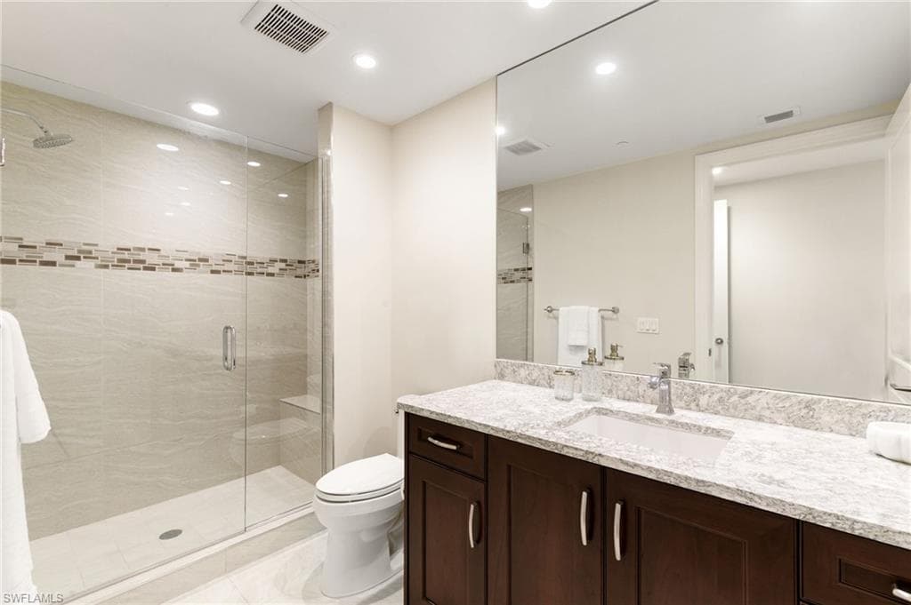 13665 Vanderbilt DR 701-32