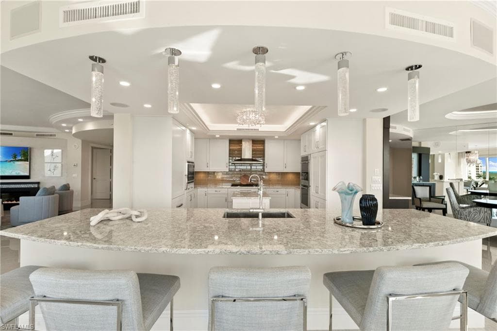 13665 Vanderbilt DR 701-13