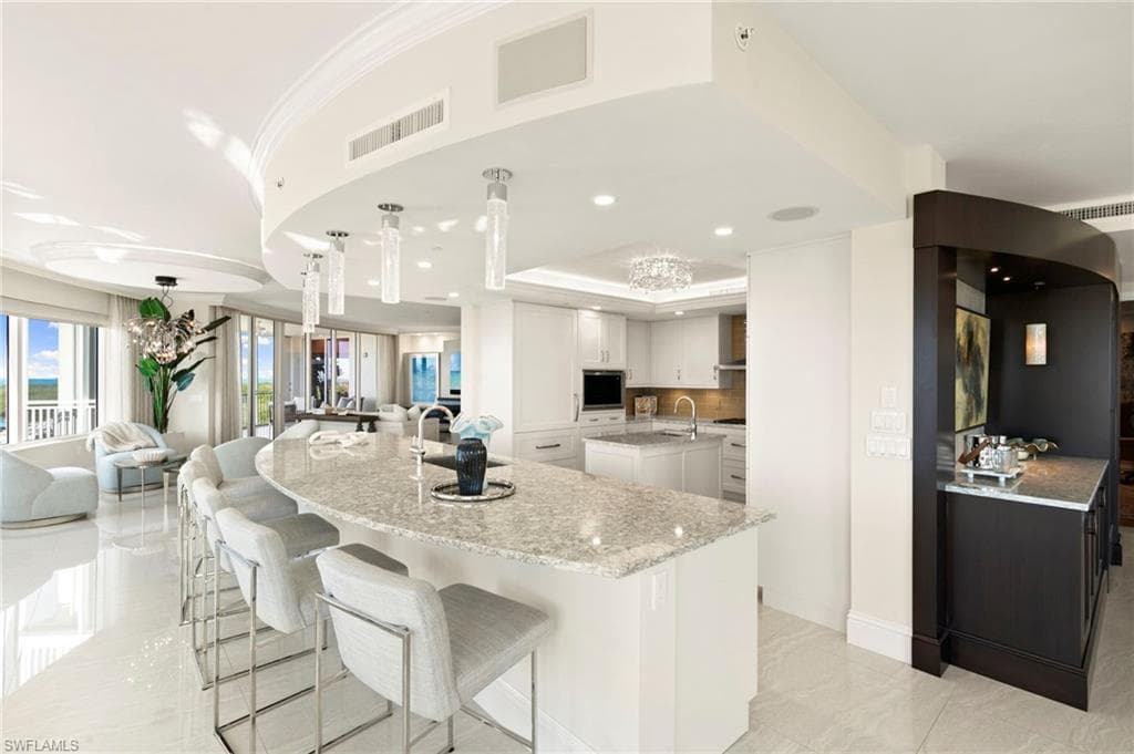 13665 Vanderbilt DR 701-18