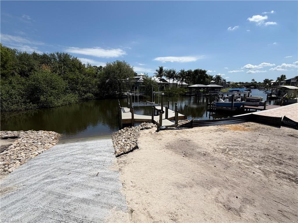 4754 Spring Creek DR-13