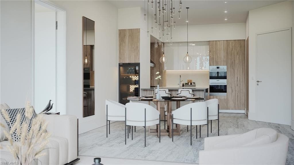 2583 1st ST 1202-2