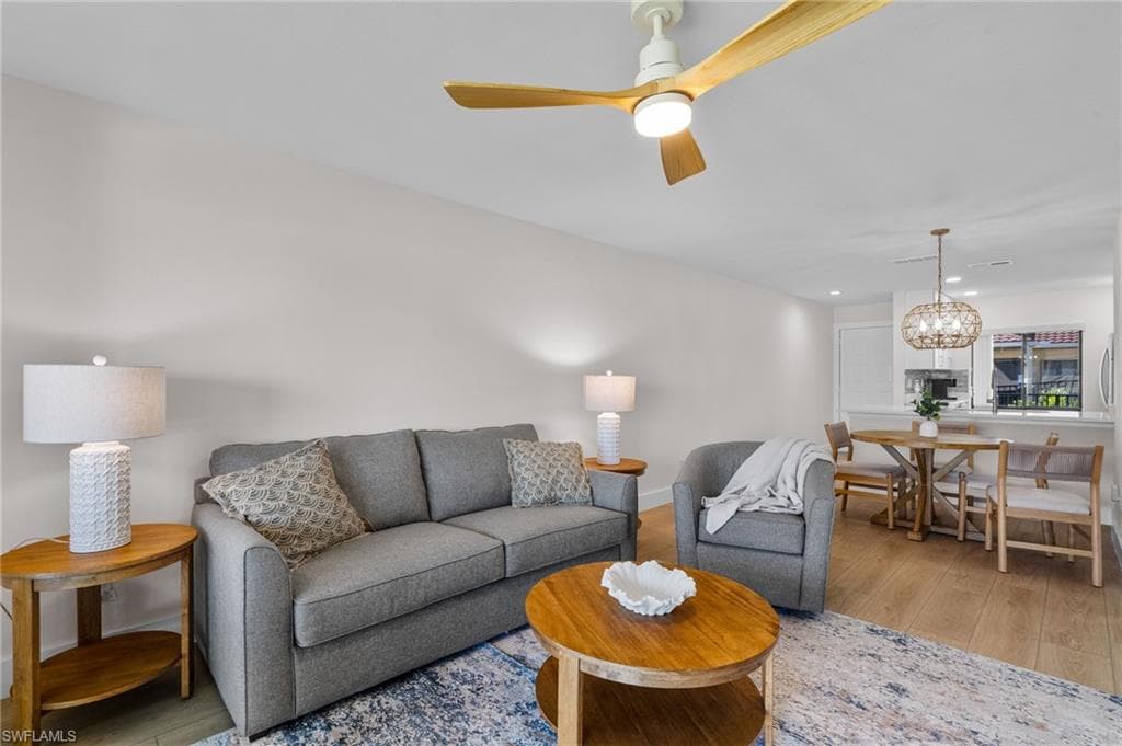 11220 Caravel CIR 302-4