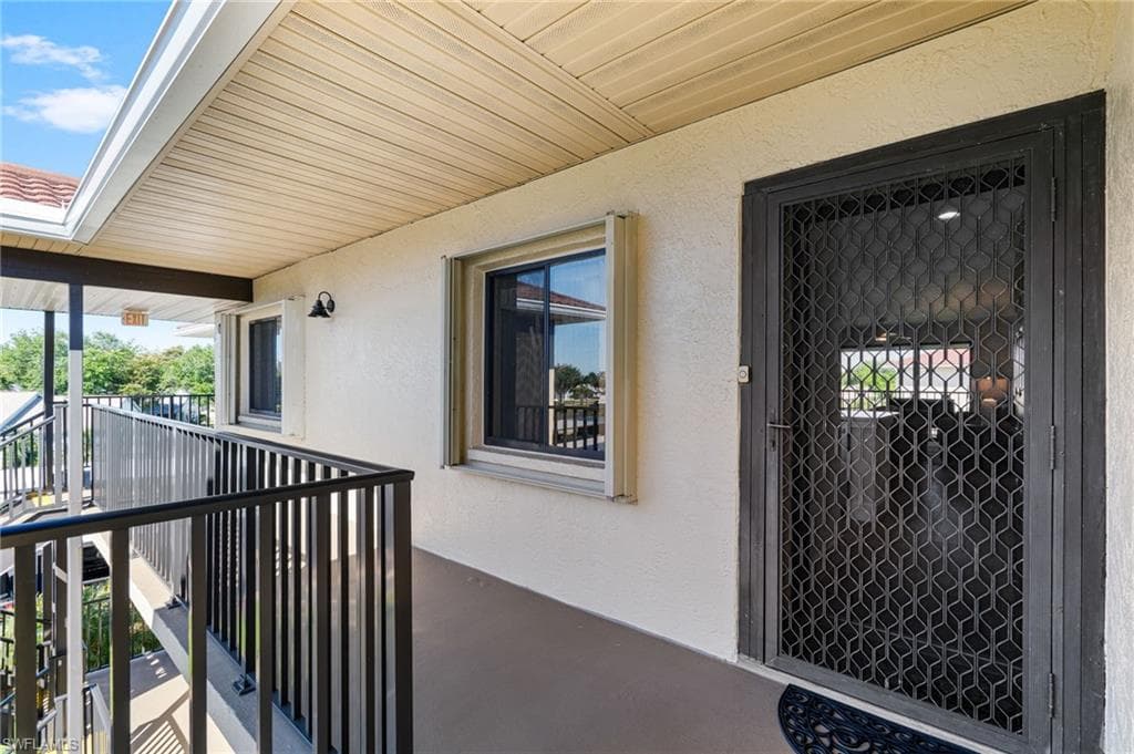 11220 Caravel CIR 302-14