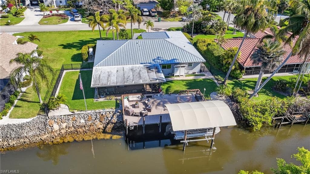 2424 Longboat DR-3