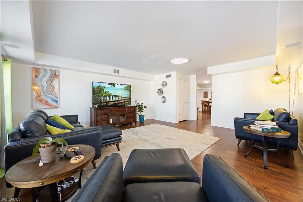 14051 Campus ST-11